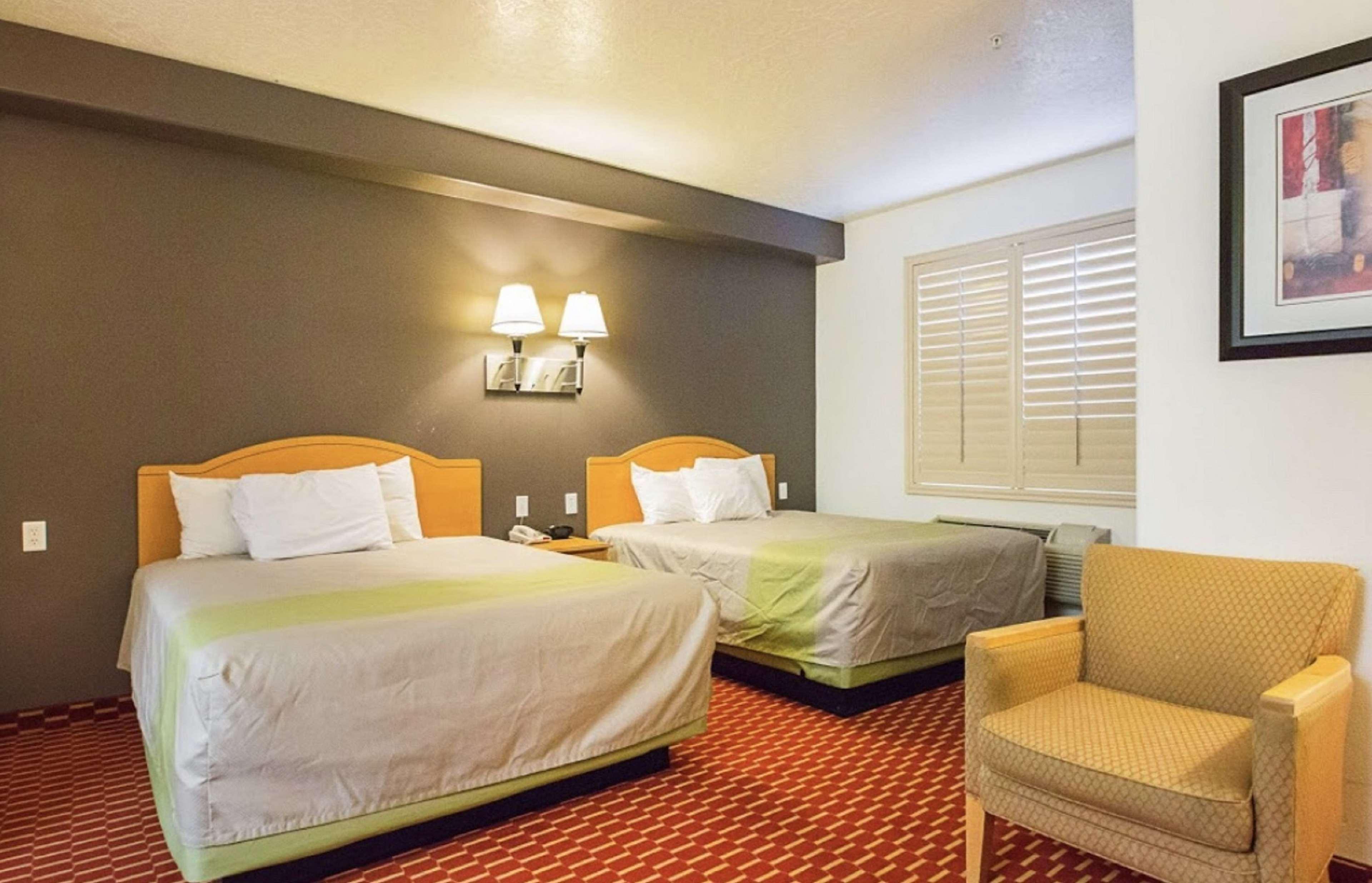 Executive Inn & Suites Extended Stay - Vernal Room photo