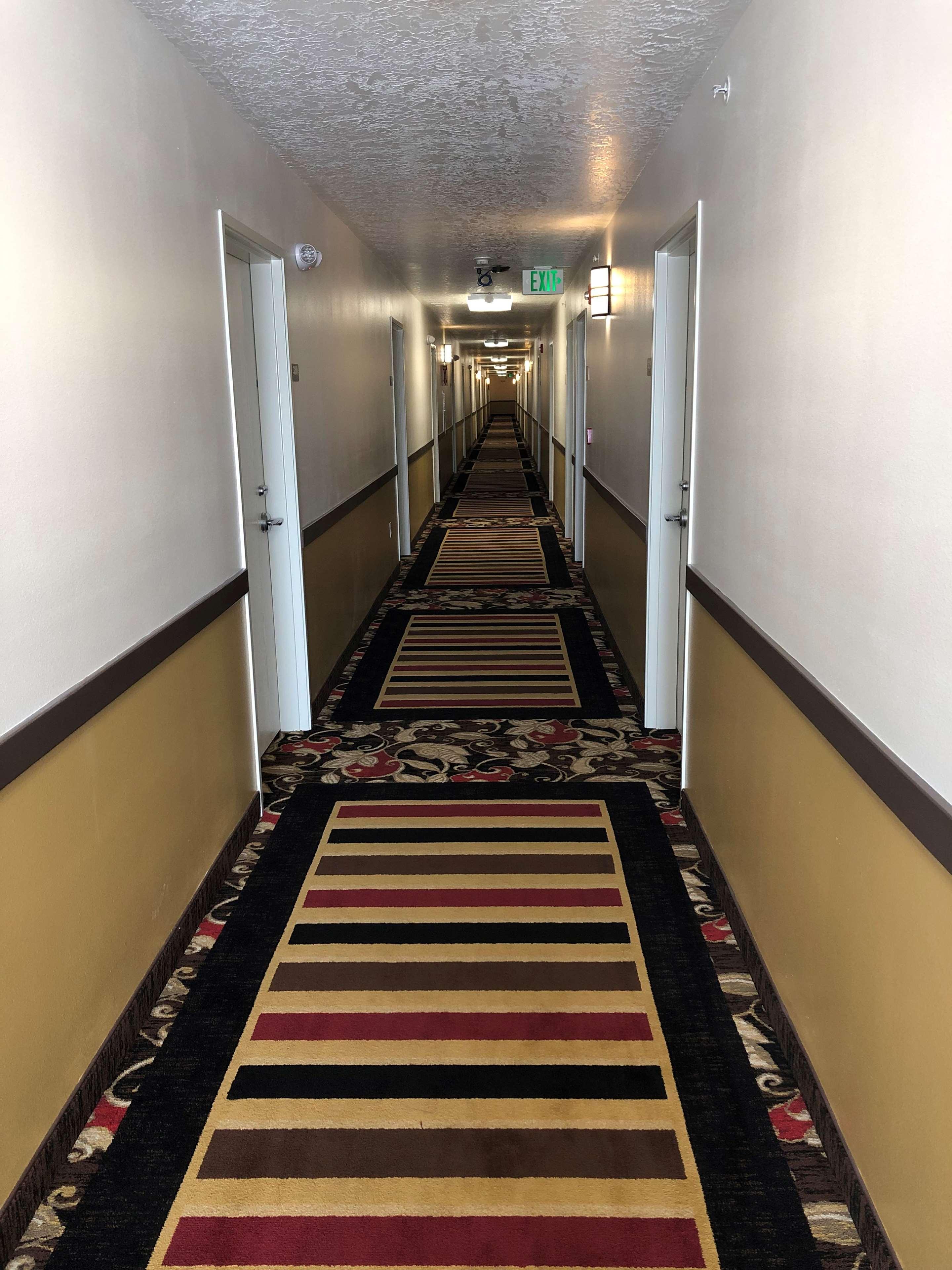 Executive Inn & Suites Extended Stay - Vernal Exterior photo