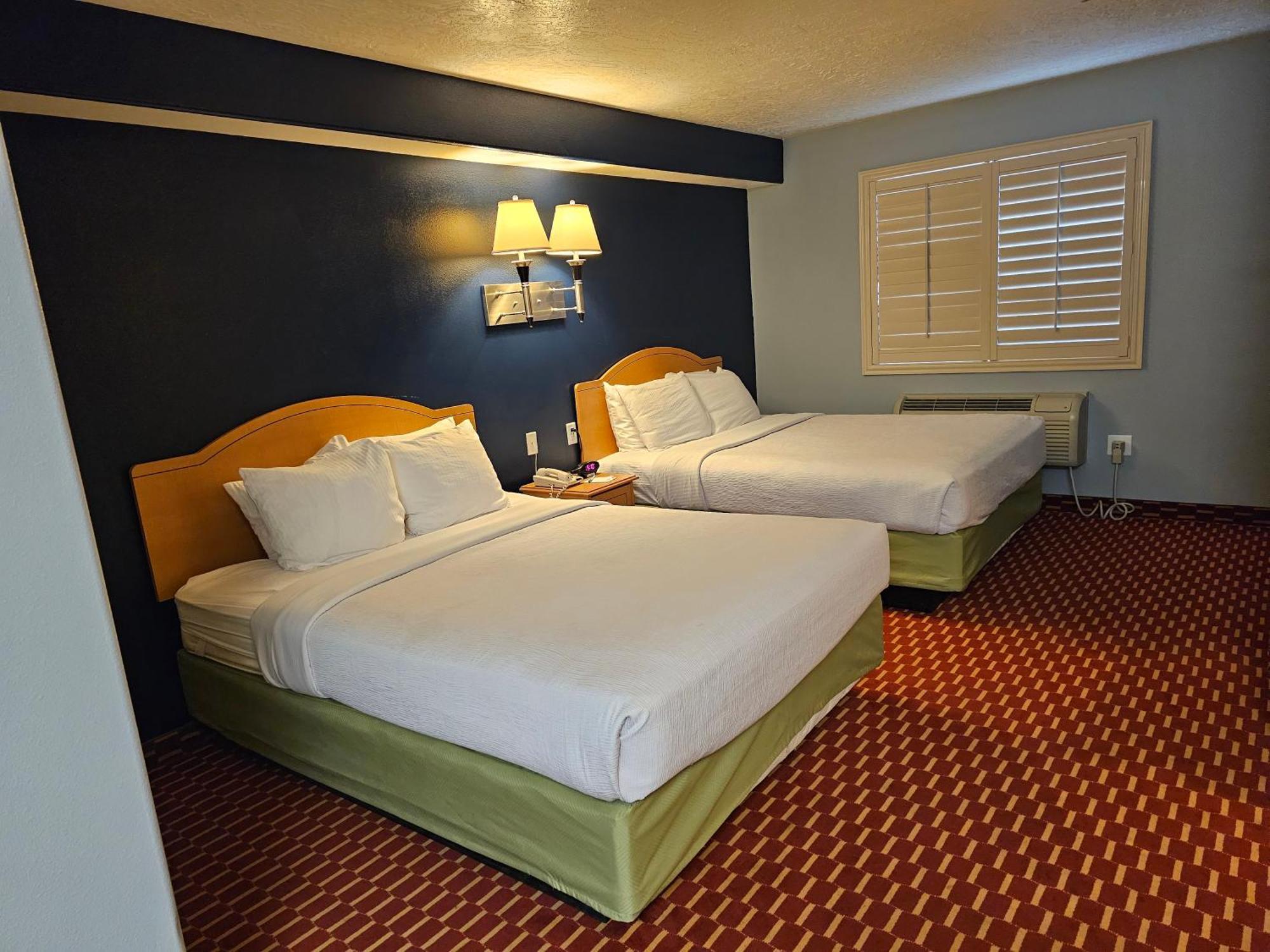 Executive Inn & Suites Extended Stay - Vernal Exterior photo