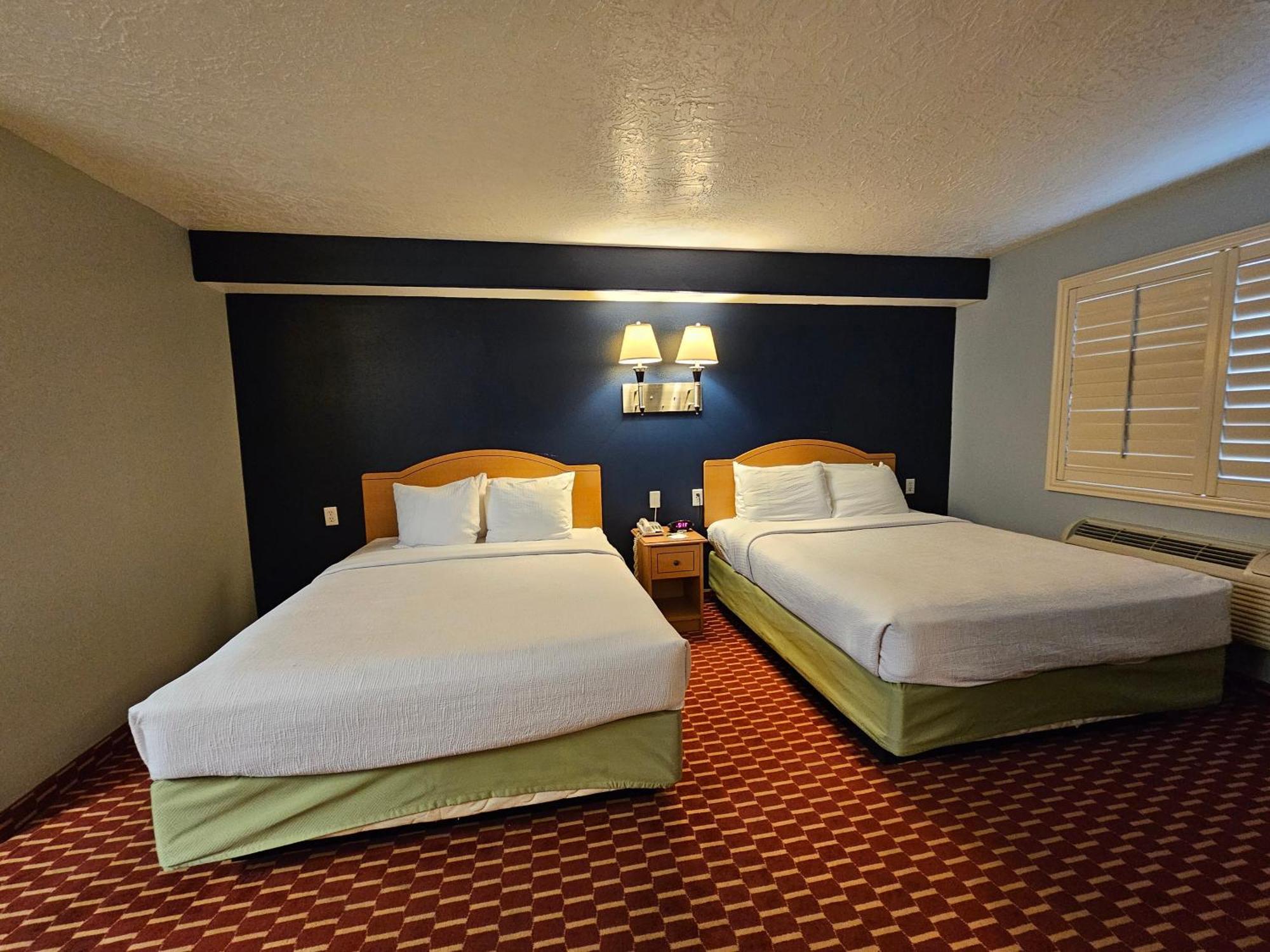 Executive Inn & Suites Extended Stay - Vernal Exterior photo