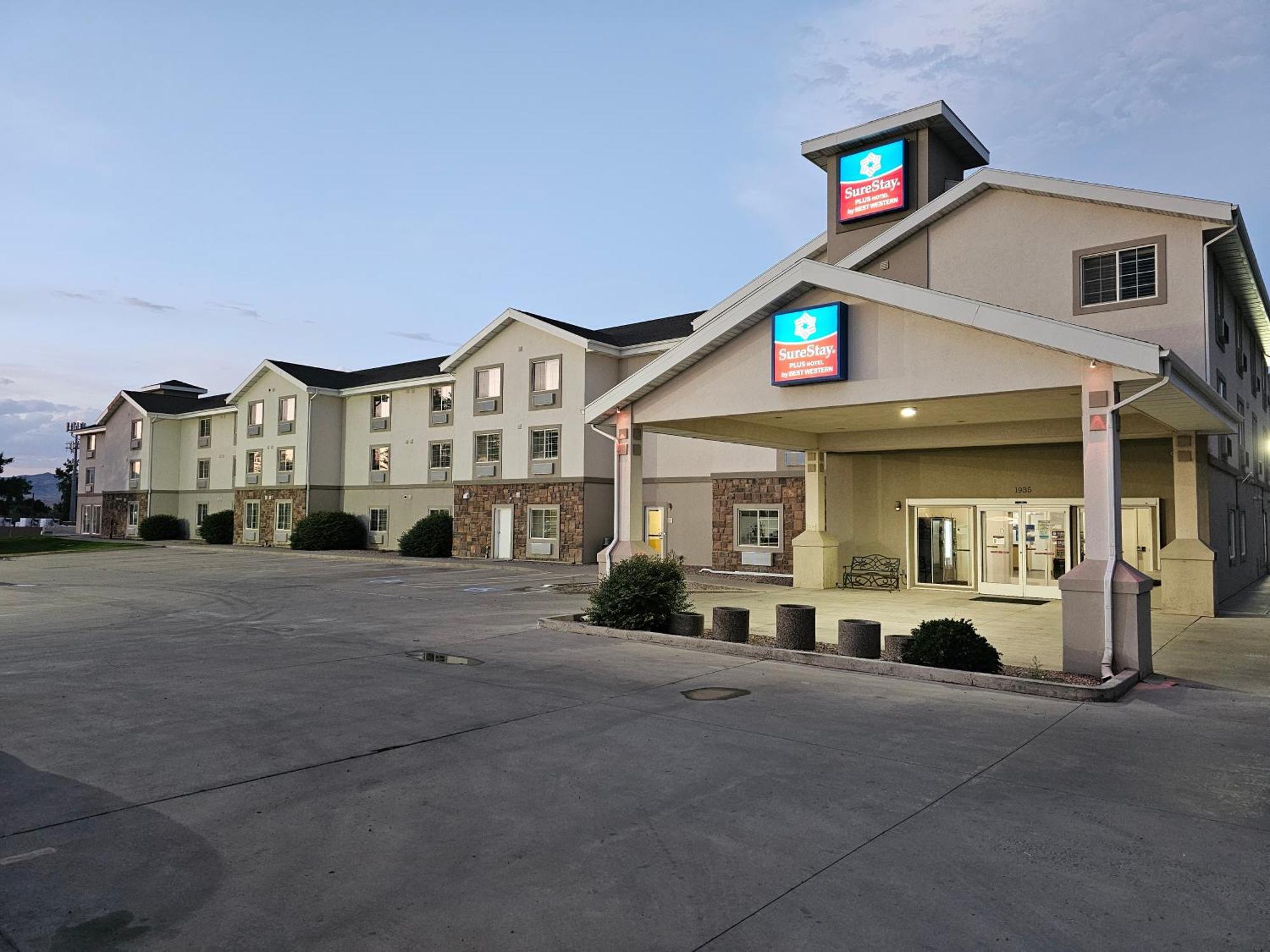 Executive Inn & Suites Extended Stay - Vernal Exterior photo