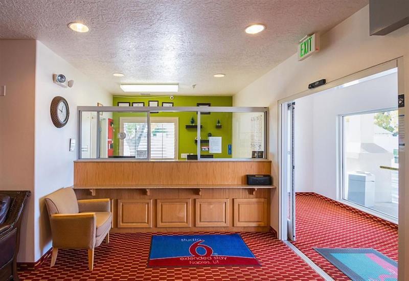 Executive Inn & Suites Extended Stay - Vernal Exterior photo